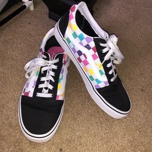Women’s Old Skool Rainbow Checkered Vans